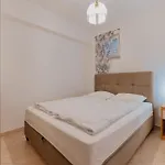 Zajim Apartment *