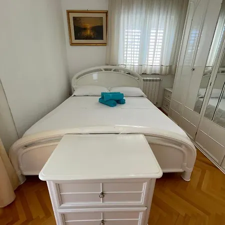 Zajim Apartman *