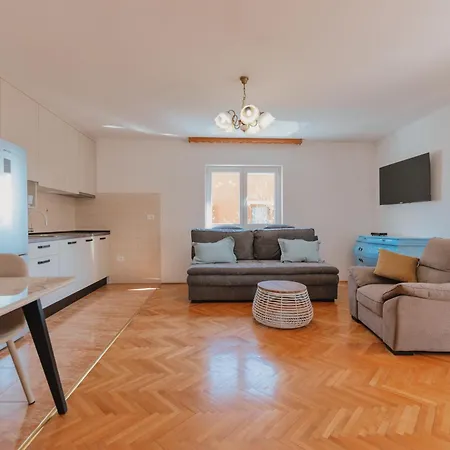 Apartman Zajim *
