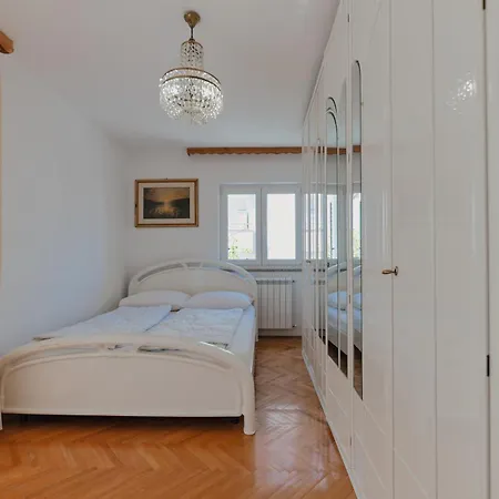 Zajim Apartman *