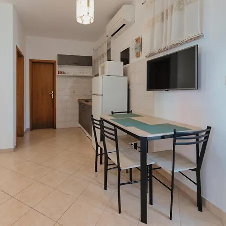 Zajim Apartman *